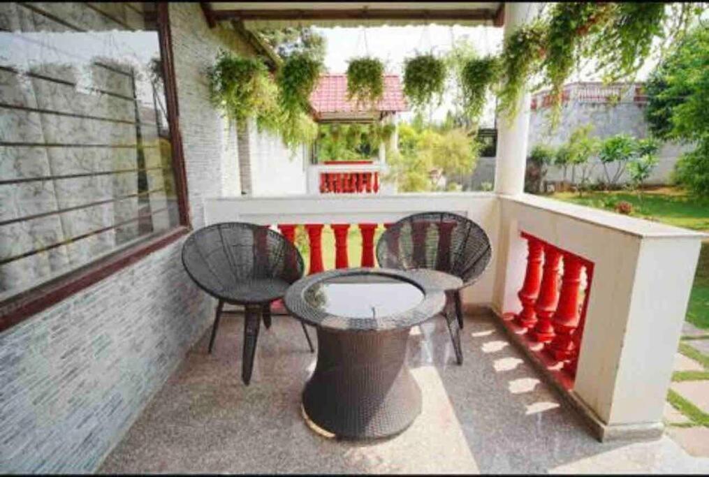 Achal Farm जंगल में मंगल Villa Гургаон Екстериор снимка